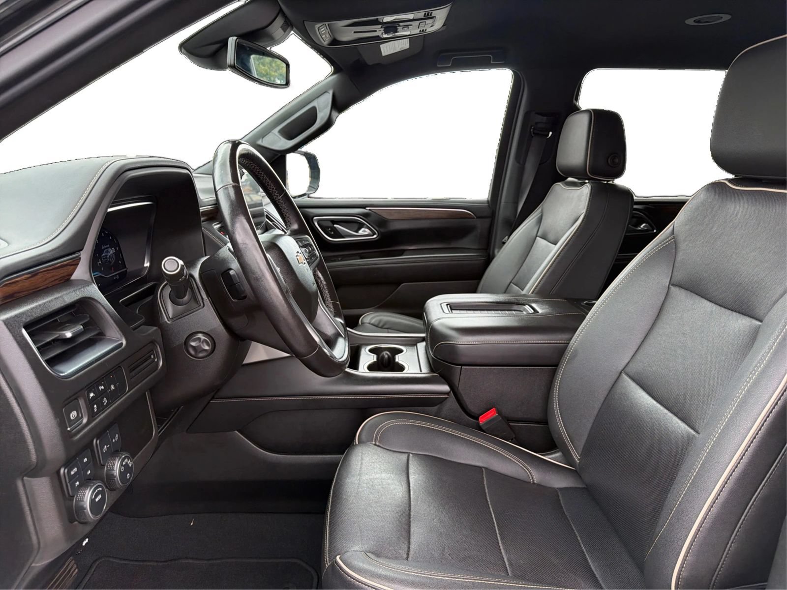 Used 2023 Chevrolet Suburban Premier AWD/4WD image 9