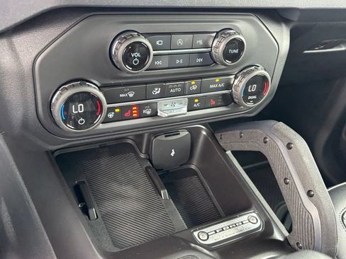 New 2026 Ford Bronco Badlands AWD/4WD image 23