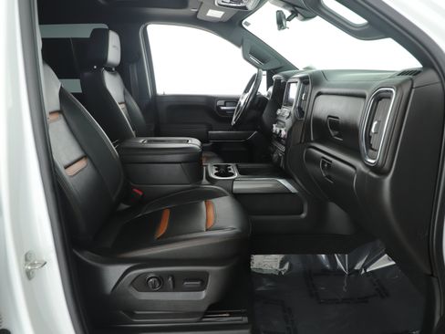 Used 2022 GMC Sierra 1500 AT4 w/ AT4 Premium Package image 10