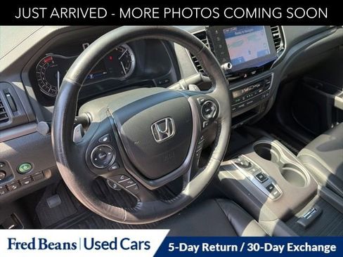 Used 2023 Honda Ridgeline RTL-E image 10