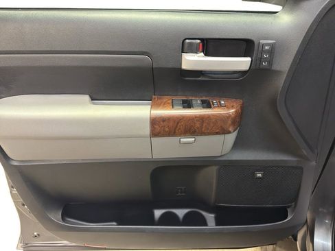 Used 2011 Toyota Tundra Limited w/ Memory Pkg image 13