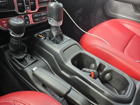 Used 2024 Jeep Wrangler Unlimited Rubicon 392 image 25