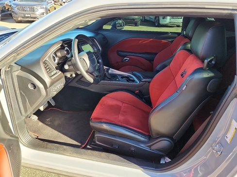 Used 2022 Dodge Challenger R/T Scat Pack image 12