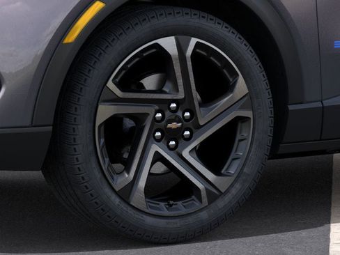 New 2026 Chevrolet Equinox EV LT w/ Convenience Package II image 33