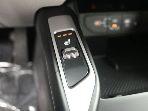 Certified 2025 Kia Sorento EX image 23