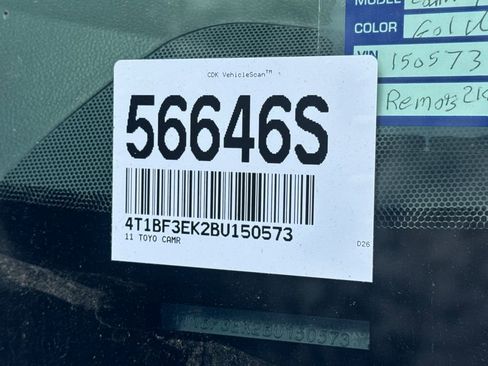 Used 2011 Toyota Camry LE image 2