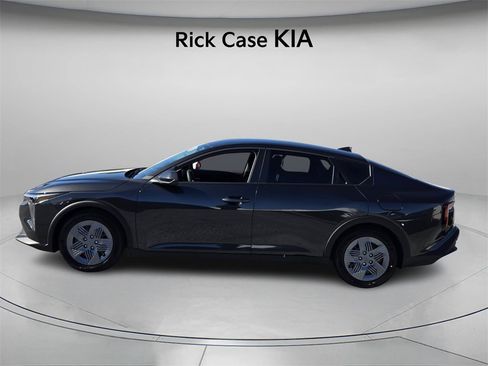 New 2026 Kia K4 LX image 2