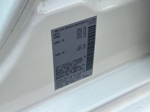 Used 2025 Nissan Altima 2.5 SV FWD image 29
