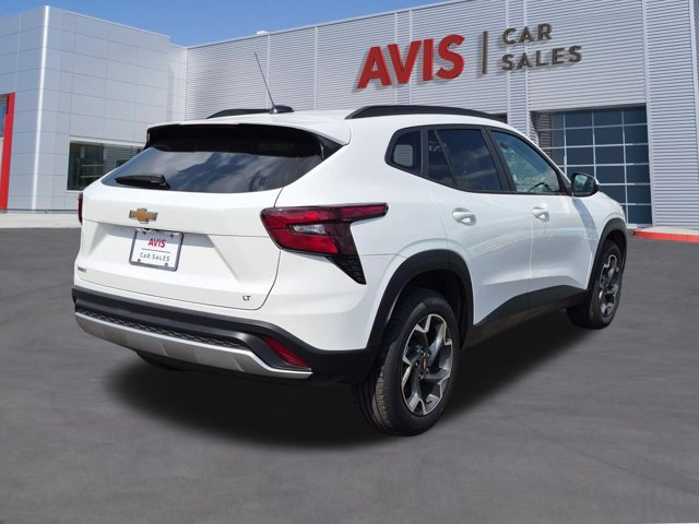 Used 2026 Chevrolet Trax LT FWD image 6