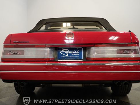 Used 1993 Cadillac Allante FWD image 11