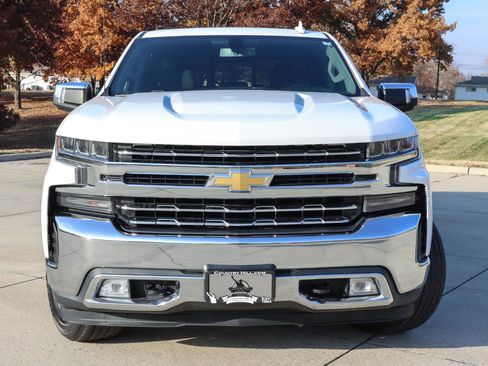 Used 2019 Chevrolet Silverado 1500 LTZ image 18