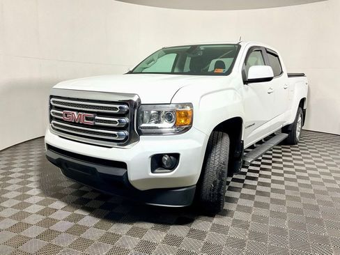 Used 2015 GMC Canyon SLE AWD/4WD image 2