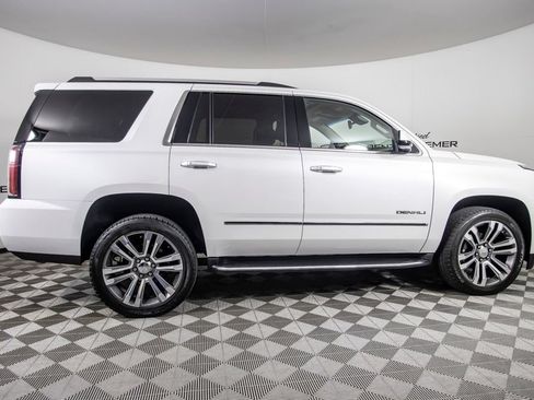 Used 2017 GMC Yukon Denali w/ Open Road Package AWD/4WD image 4