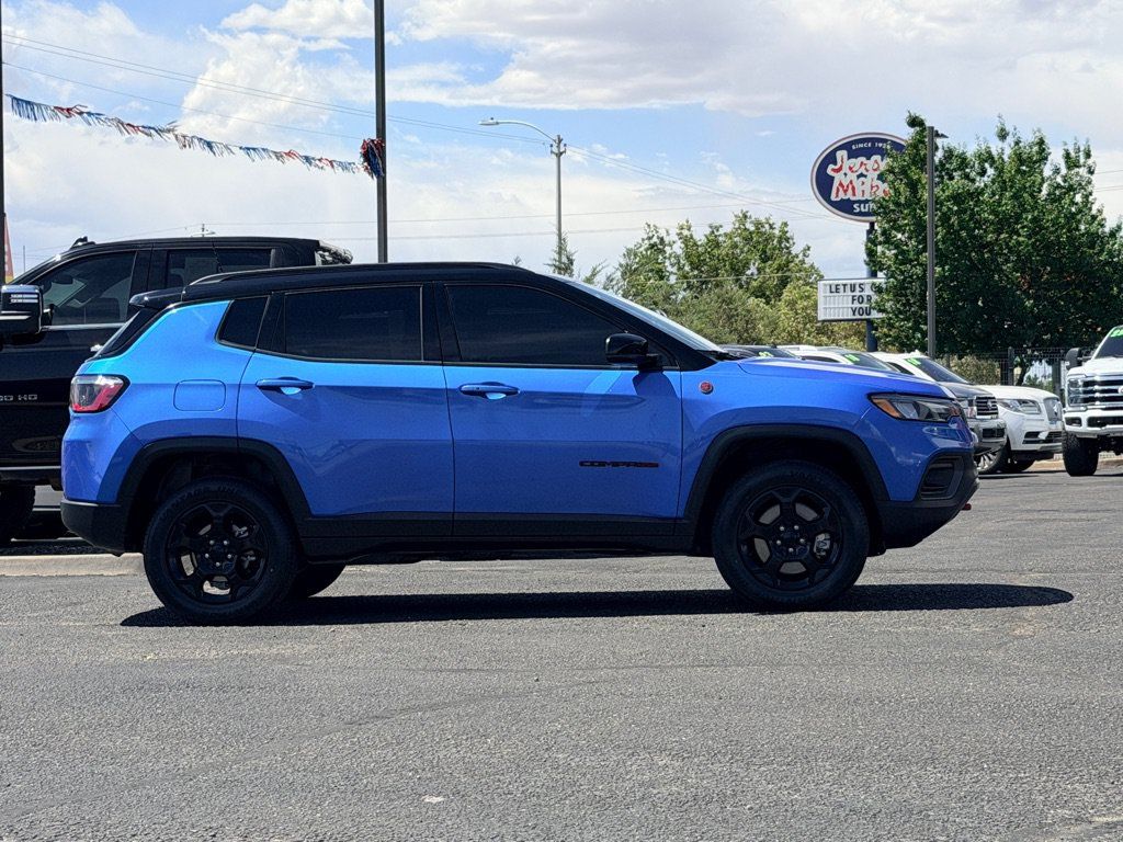 Used 2023 Jeep Compass Trailhawk AWD/4WD image 44