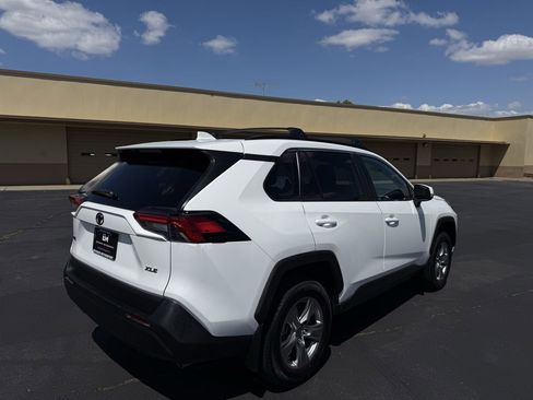Used 2023 Toyota RAV4 XLE FWD image 7