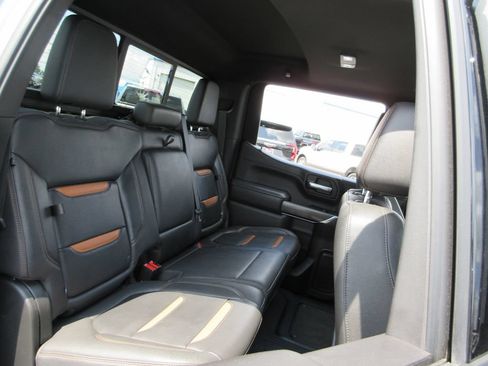 Used 2021 GMC Sierra 1500 AT4 w/ AT4 Premium Package AWD/4WD image 27