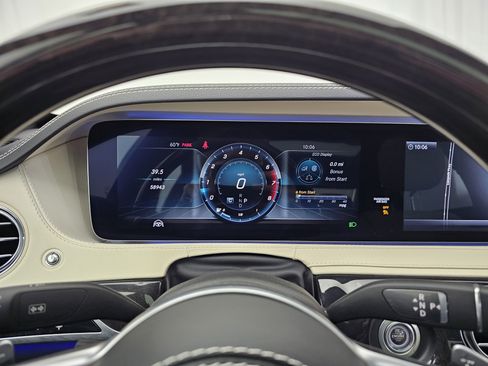 Used 2019 Mercedes-Benz S 560 Sedan image 39