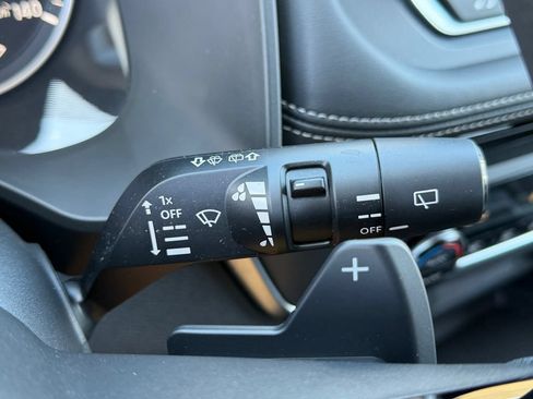 Used 2023 Nissan Rogue SV AWD/4WD image 34