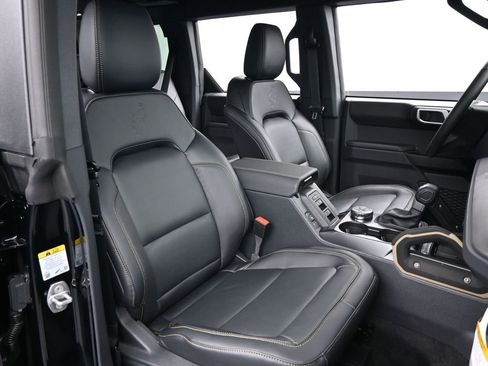 New 2026 Ford Bronco Badlands AWD/4WD image 40