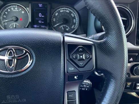 Used 2019 Toyota Tacoma TRD Off-Road w/ TRD Premium Off Road Package image 21