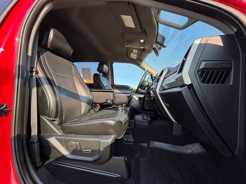 Used 2019 Ford F250 Lariat w/ Chrome Package AWD/4WD image 24