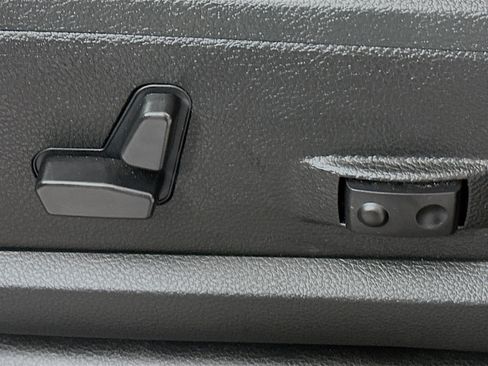 Used 2024 RAM 2500 Big Horn w/ Bed Utility Group image 13