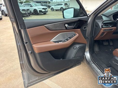 Used 2023 Acura MDX SH-AWD w/ Advance Package image 10