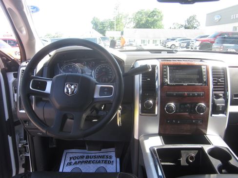 Used 2011 RAM 2500 Laramie AWD/4WD image 14