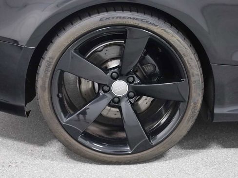 Used 2014 Audi RS 5 Cabriolet w/ Black Optic Package image 39