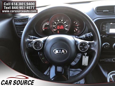 Used 2019 Kia Soul image 11