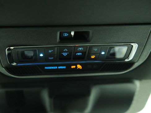 Used 2025 Ford F150 Raptor AWD/4WD image 49