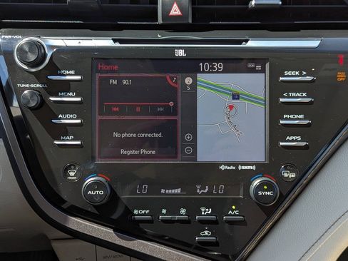 Used 2020 Toyota Camry XLE w/ Driver Assist Package FWD image 20
