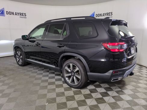 Certified 2024 Honda Pilot Elite image 4