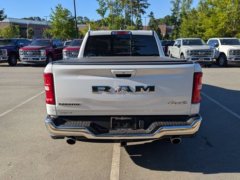 Used 2025 RAM 1500 Laramie AWD/4WD image 5