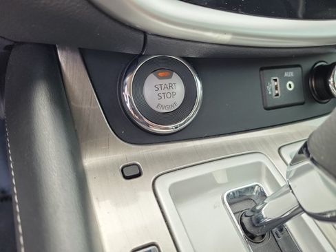 Used 2018 Nissan Murano SV FWD image 34