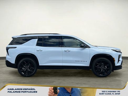 New 2026 Chevrolet Traverse RS image 7