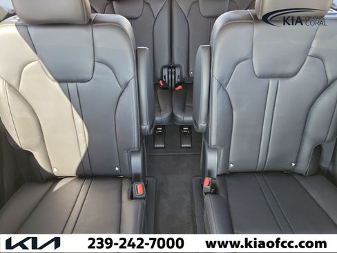Certified 2025 Kia Sorento SX AWD/4WD image 31