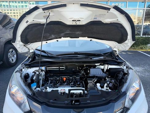 Used 2016 Honda HR-V LX image 35