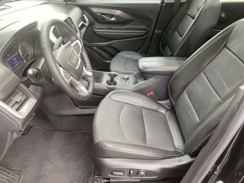 Used 2023 GMC Terrain SLT w/ Tech Package FWD image 18