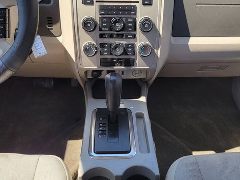 Used 2010 Ford Escape XLT FWD image 23