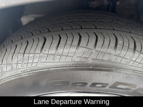 Used 2024 Toyota Corolla Cross L AWD/4WD image 11
