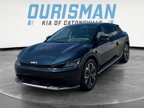 Used 2024 Kia EV6 Light AWD/4WD image 2