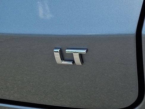 Used 2024 Chevrolet TrailBlazer LT AWD/4WD image 31
