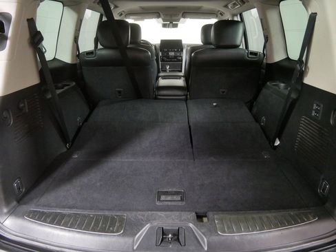 Used 2022 INFINITI QX80 Luxe image 5