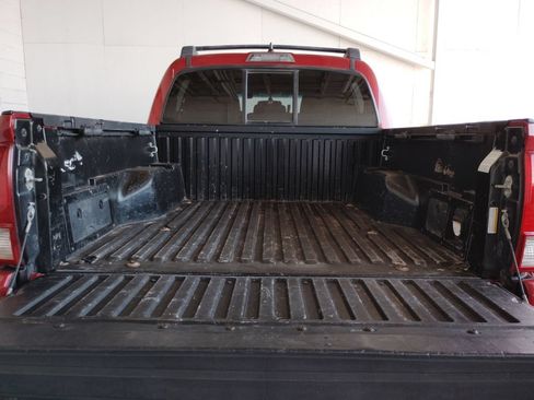 Used 2016 Toyota Tacoma TRD Sport RWD image 17