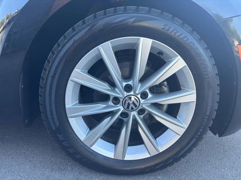 Used 2017 Volkswagen Beetle 1.8T SE image 18