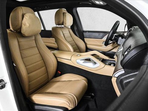 New 2026 Mercedes-Benz GLS 580 4MATIC image 24