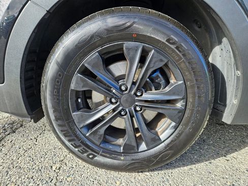 Used 2016 Hyundai Santa Fe Sport w/ Option Group 02 image 15