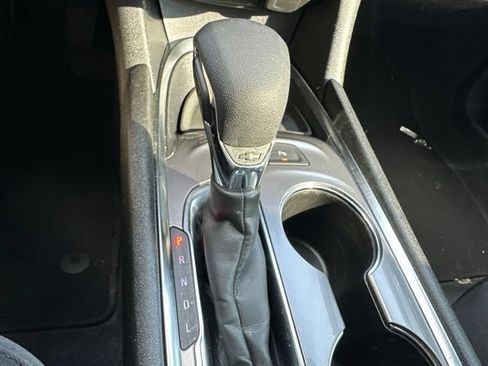 Used 2024 Chevrolet Malibu LT FWD image 34