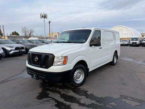 Used 2021 Nissan NV 2500 S image 2